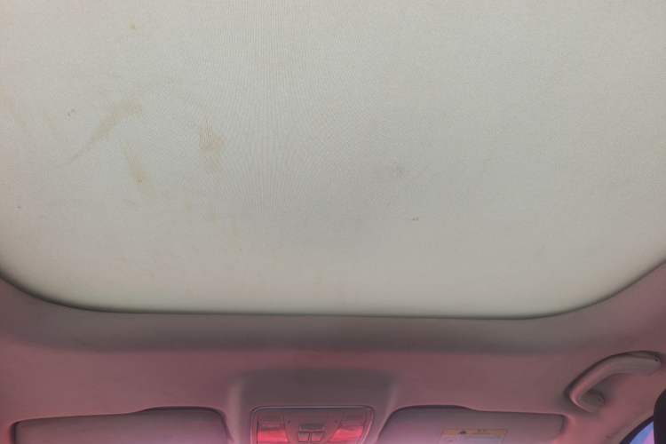 Used CHANGAN OSHAN X7 2020 1.5T Manual Luxury Version Headliner