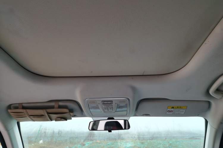 Used CHANGAN OSHAN X7 2020 1.5T Automatic Luxury Model Headliner