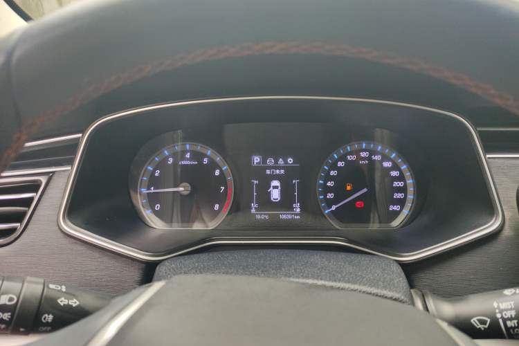 Used CHANGAN OSHAN X7 2020 1.5T Automatic Luxury Version Instrument Cluster