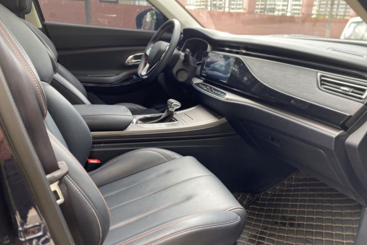 Used CHANGAN OSHAN X7 2020 1.5T Automatic Prestige Edition Interior 1