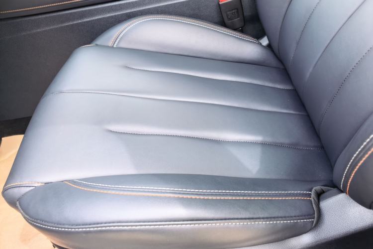 Used CHANGAN OSHAN X7 2020 1.5T Automatic Luxury Model Interior 3