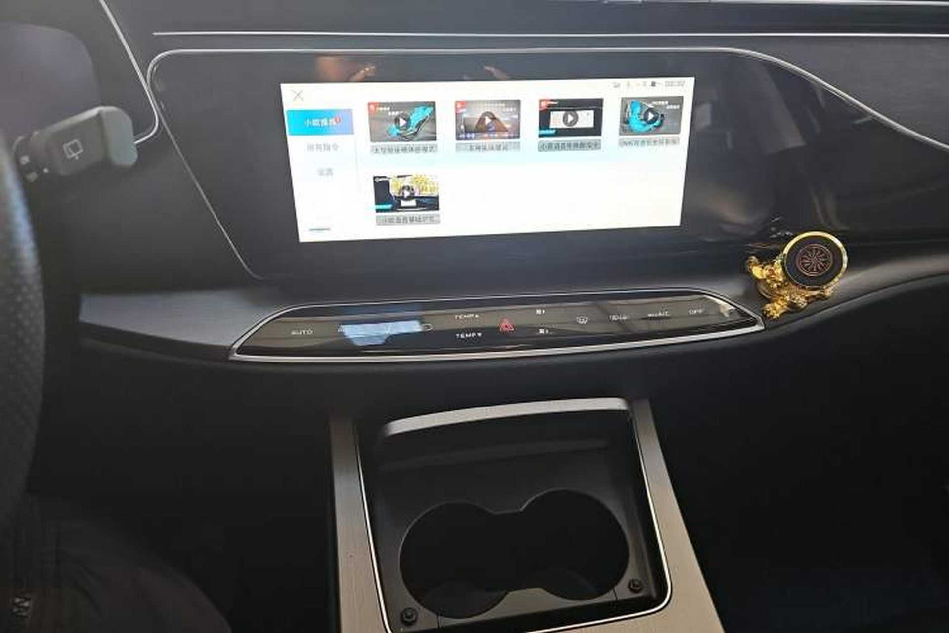Used CHANGAN OSHAN X7 2020 1.5T Automatic Parking with Facial Recognition – Spacey & Carefree Edition Interior 4