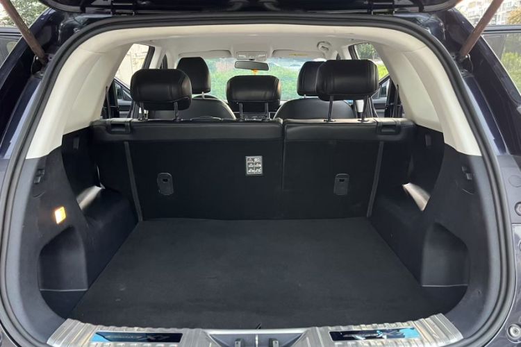 Used CHANGAN OSHAN X7 2020 1.5T Manual Elite Edition Interior 6