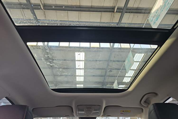 Used CHANGAN OSHAN X7 2020 1.5T Automatic Parking with Facial Recognition – Spacey & Carefree Edition Interior 7