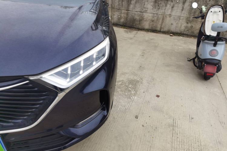 Used CHANGAN OSHAN X7 2020 1.5T Automatic Parking with Facial Recognition – Spacey & Carefree Edition Left Front Headlight