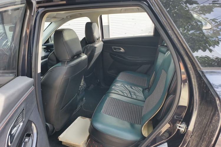 Used CHANGAN OSHAN X7 2020 1.5T Automatic Luxury Model Left Rear Seat