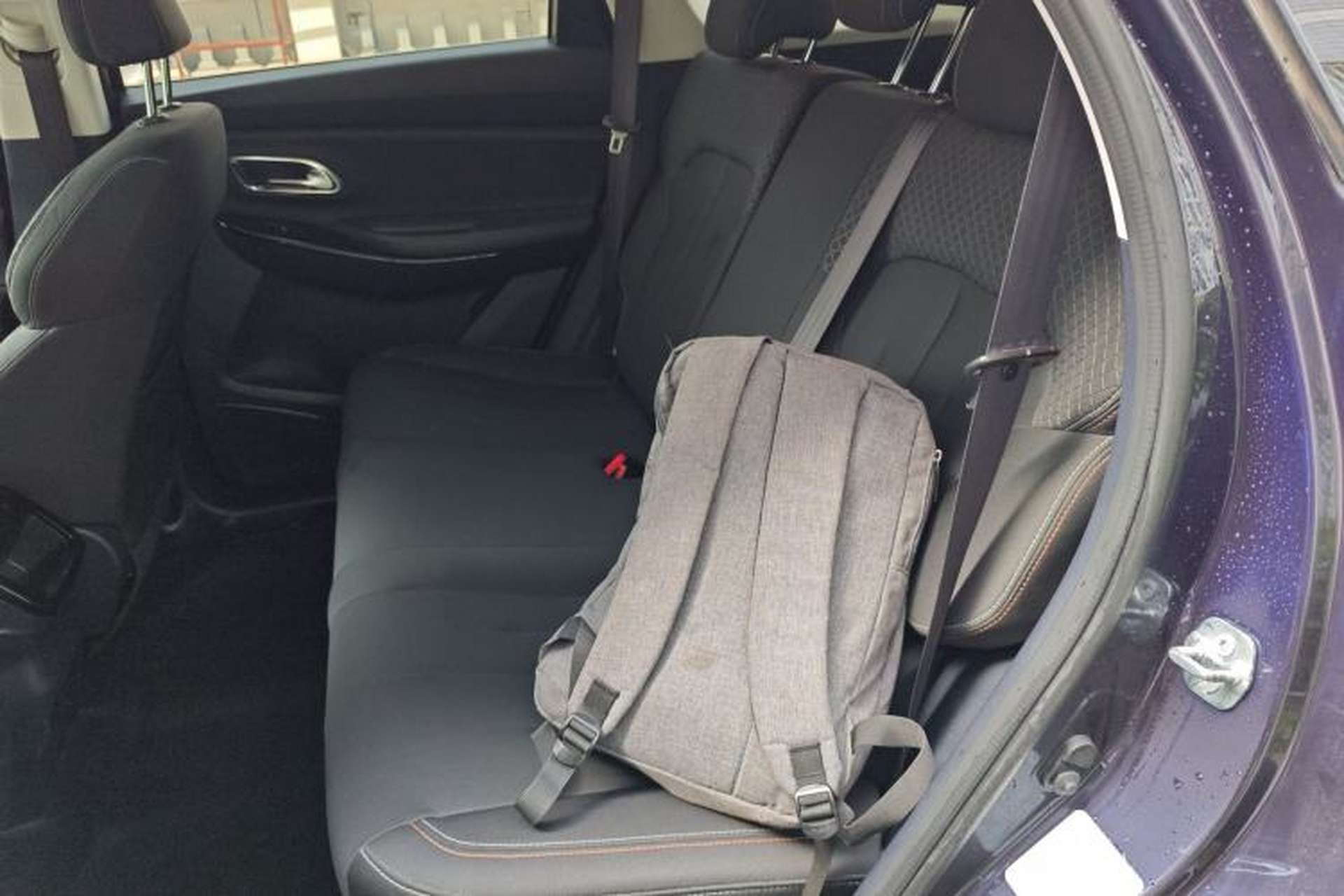 Used CHANGAN OSHAN X7 2020 1.5T Automatic Elite Edition Left Rear Seat