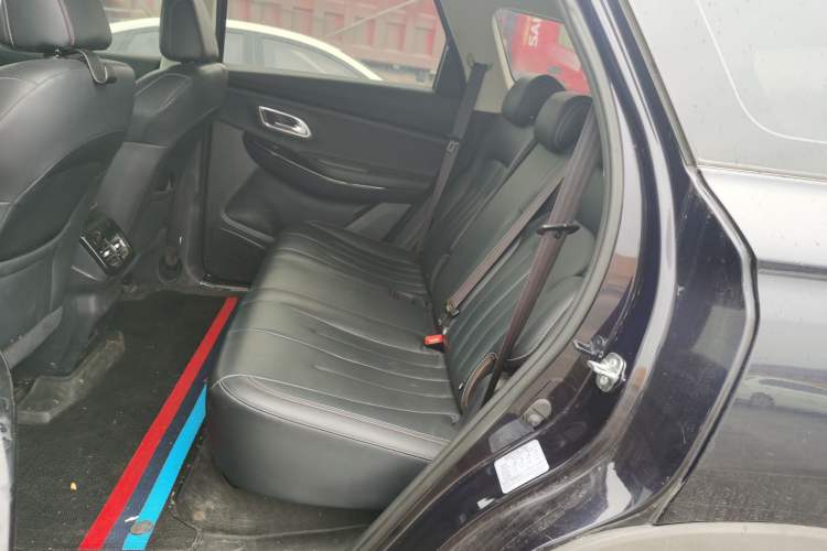 Used CHANGAN OSHAN X7 2020 1.5T Automatic Luxury Model Left Rear Seat
