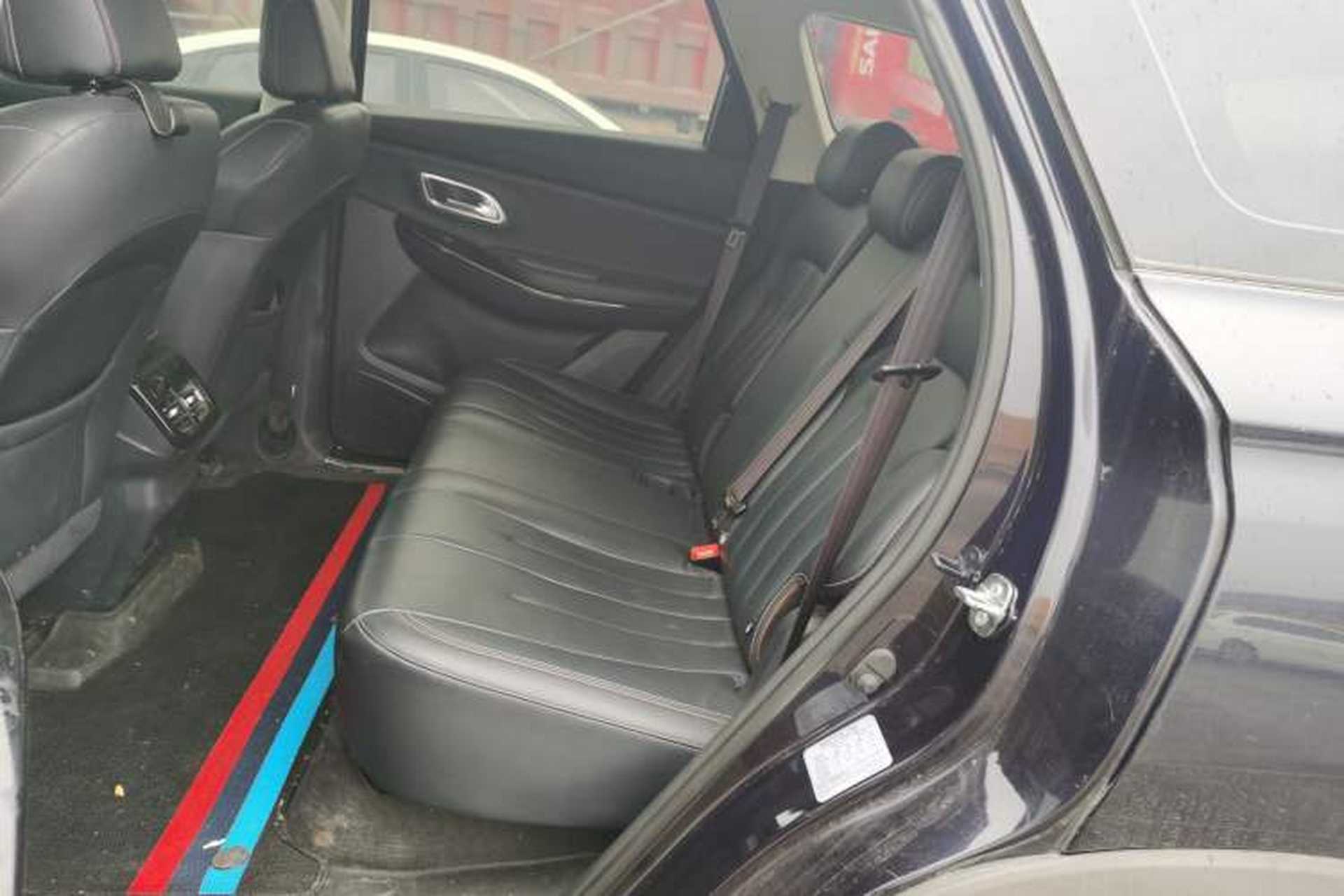 Used CHANGAN OSHAN X7 2020 1.5T Automatic Luxury Model Left Rear Seat
