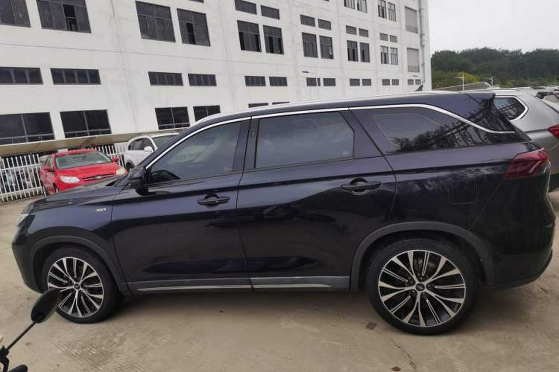 Used CHANGAN OSHAN X7 2020 1.5T Automatic Parking with Facial Recognition – Spacey & Carefree Edition Left Side