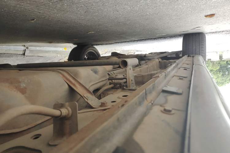 Used CHANGAN OSHAN X7 2020 1.5T Automatic Luxury Model Left Side Sill