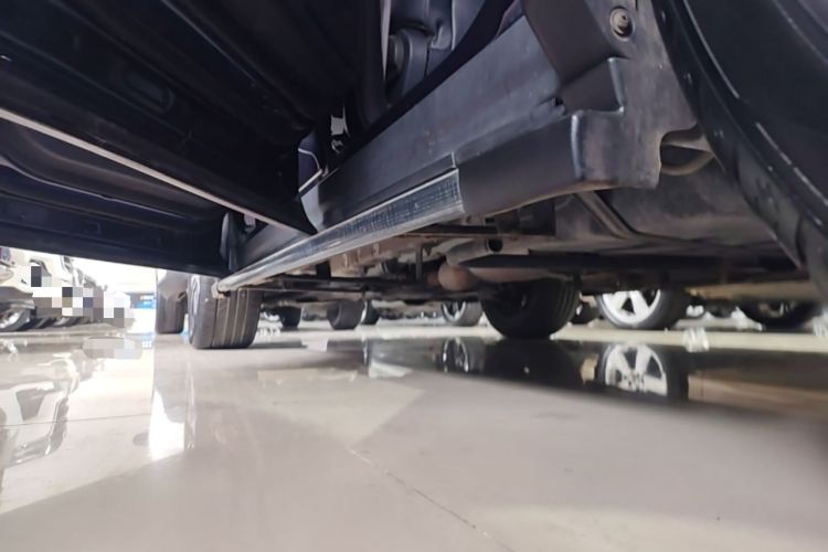 Used CHANGAN OSHAN X7 2020 1.5T Automatic Luxury Version Left Side Sill