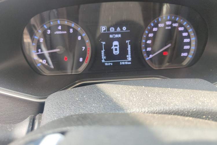 Used CHANGAN OSHAN X7 2020 1.5T Automatic Prestige Edition Odometer Close Up
