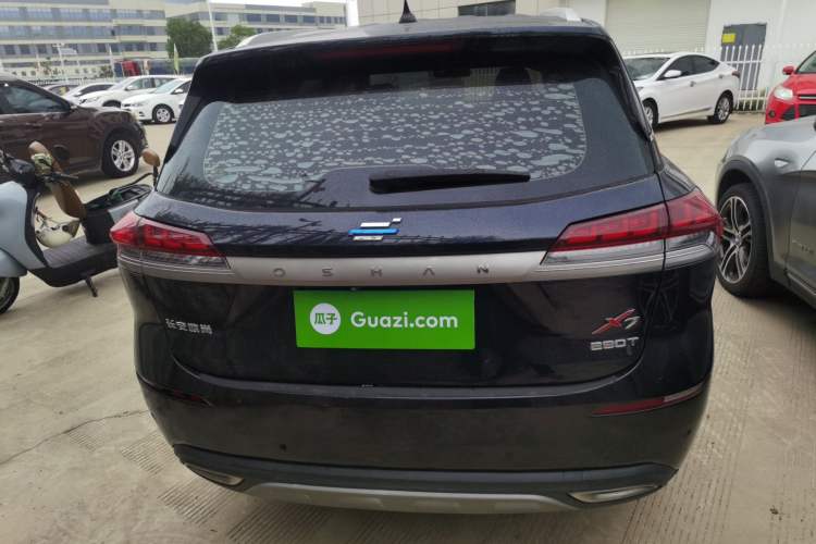 Used CHANGAN OSHAN X7 2020 1.5T Automatic Parking with Facial Recognition – Spacey & Carefree Edition Rear