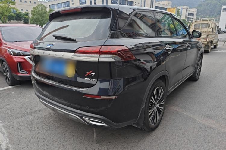 Used CHANGAN OSHAN X7 2020 1.5T Automatic Luxury Version Rear Right 45 Deg