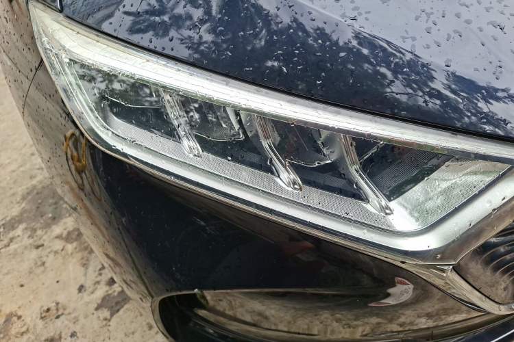 Used CHANGAN OSHAN X7 2020 1.5T Automatic Prestige Edition Right Front Headlight