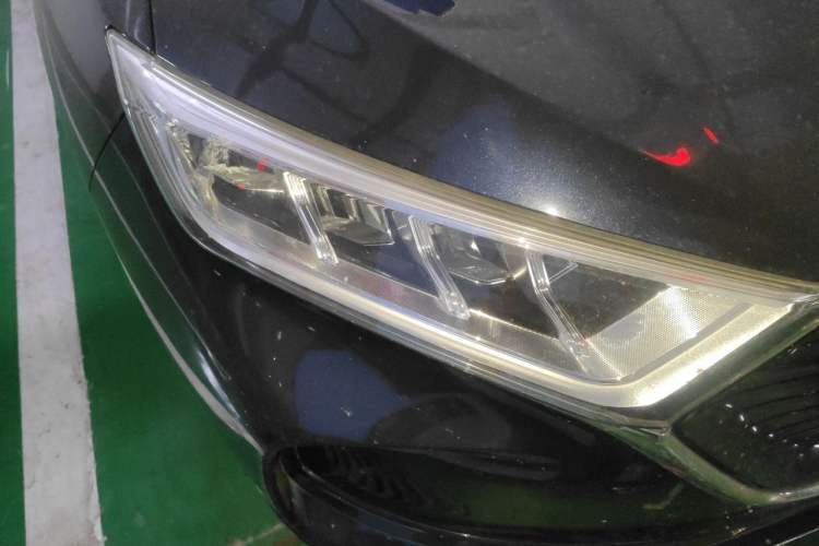 Used CHANGAN OSHAN X7 2020 1.5T Automatic Elite Edition Right Front Headlight