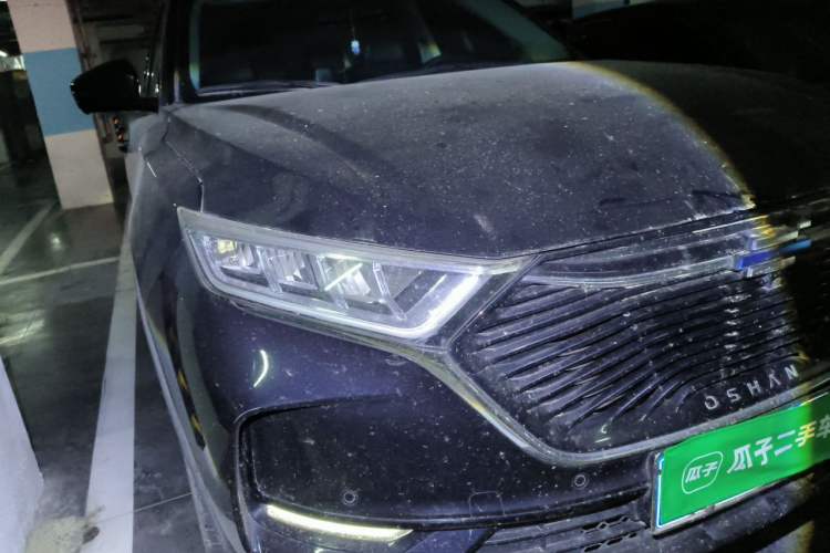 Used CHANGAN OSHAN X7 2020 1.5T Automatic Parking with Facial Recognition – Spacey & Carefree Edition Right Front Headlight