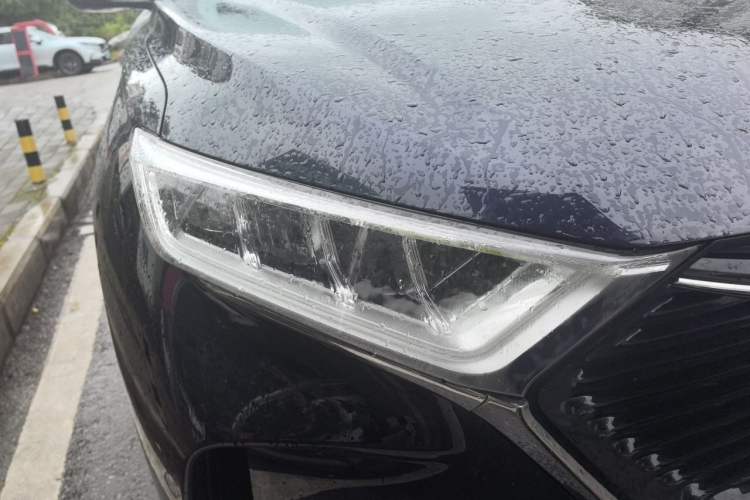 Used CHANGAN OSHAN X7 2020 1.5T Automatic Luxury Version Right Front Headlight