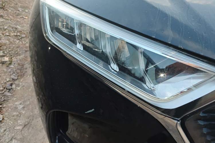 Used CHANGAN OSHAN X7 2020 1.5T Automatic Prestige Edition Right Front Headlight