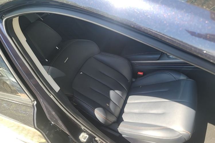Used CHANGAN OSHAN X7 2020 1.5T Automatic Luxury Model Right Front Seat