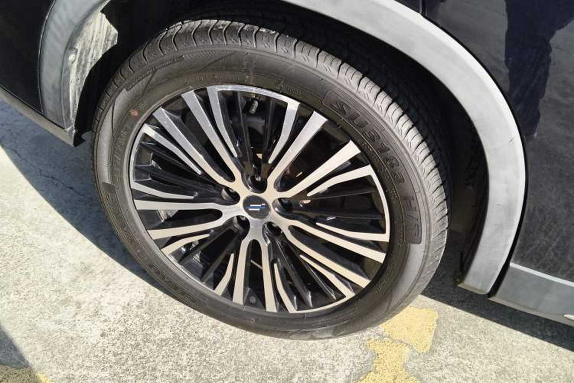 Used CHANGAN OSHAN X7 2020 1.5T Automatic Luxury Model Right Rear Wheel Hub
