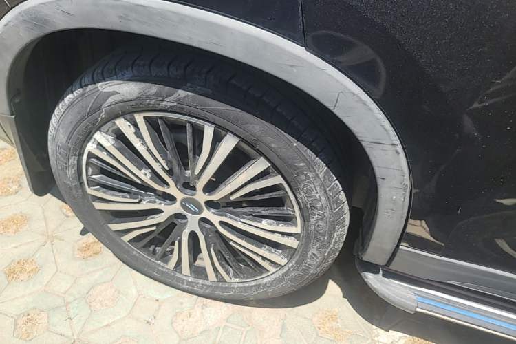 Used CHANGAN OSHAN X7 2020 1.5T Automatic Luxury Model Right Rear Wheel Hub