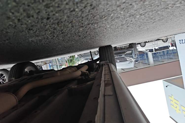 Used CHANGAN OSHAN X7 2020 1.5T Automatic Luxury Version Right Side Sill