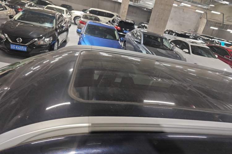 Used CHANGAN OSHAN X7 2020 1.5T Automatic Luxury Model Roof