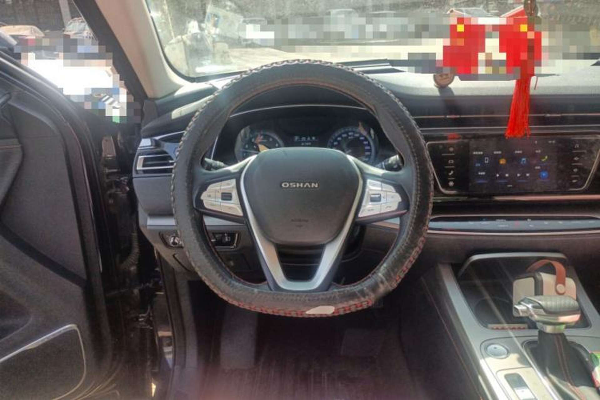 Used CHANGAN OSHAN X7 2020 1.5T Automatic Luxury Version Steering Wheel