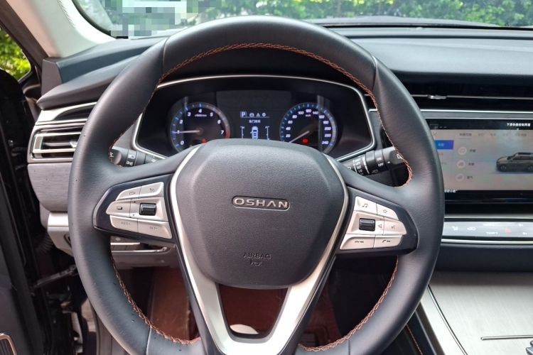 Used CHANGAN OSHAN X7 2020 1.5T Automatic Prestige Edition Steering Wheel