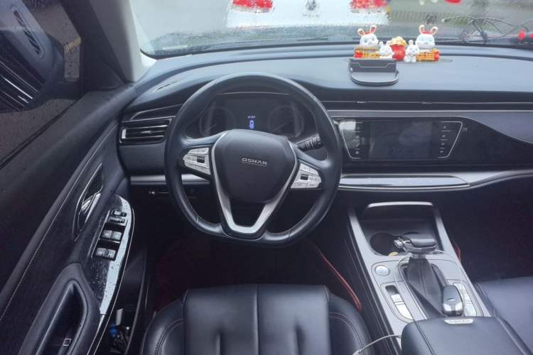 Used CHANGAN OSHAN X7 2020 1.5T Automatic Luxury Version Steering Wheel