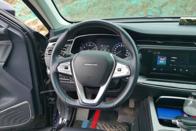 Used CHANGAN OSHAN X7 2020 1.5T Automatic Luxury Model Steering Wheel