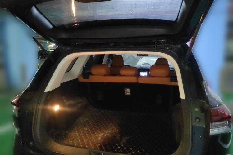 Used CHANGAN OSHAN X7 2020 1.5T Automatic Elite Edition Trunk