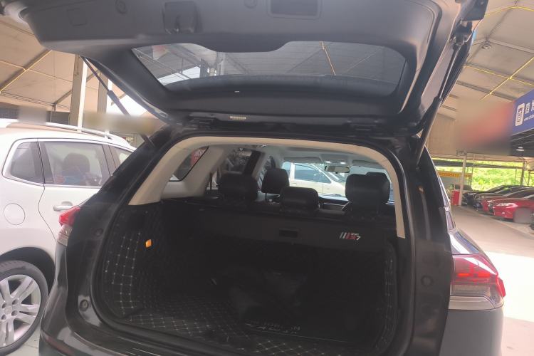 Used CHANGAN OSHAN X7 2020 1.5T Automatic Luxury Version Trunk