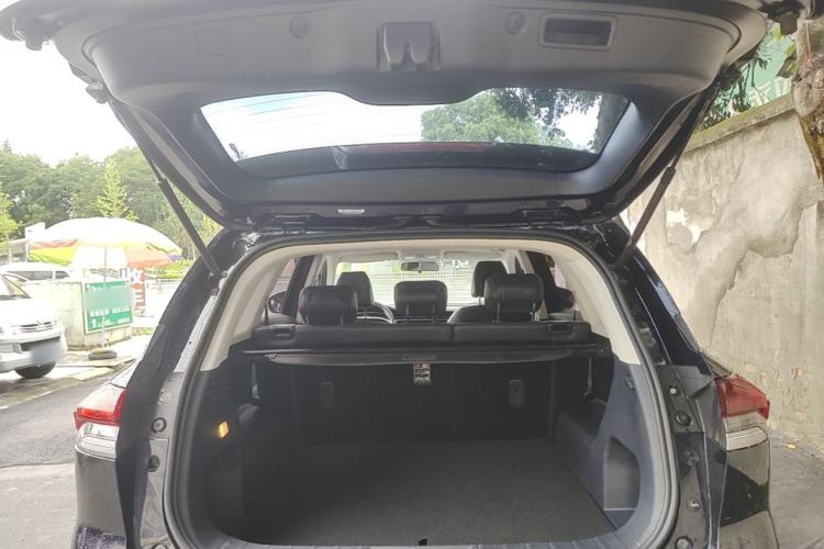 Used CHANGAN OSHAN X7 2020 1.5T Automatic Luxury Model Trunk