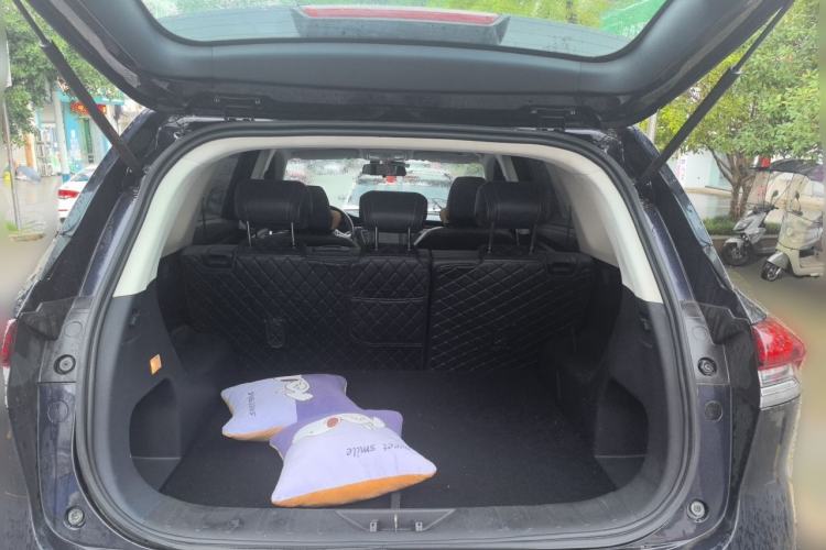Used CHANGAN OSHAN X7 2020 1.5T Automatic Luxury Version Trunk