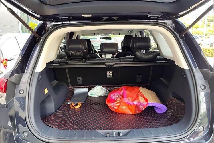 Used CHANGAN OSHAN X7 2020 1.5T Automatic Prestige Edition Trunk