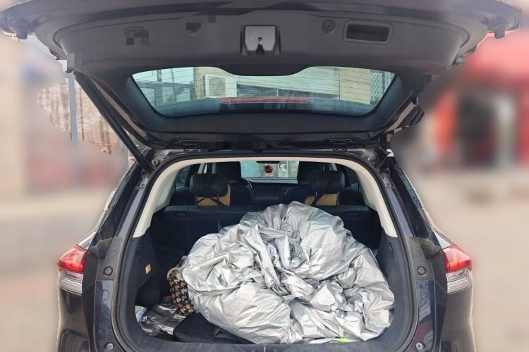 Used CHANGAN OSHAN X7 2020 1.5T Automatic Pilot Edition Trunk