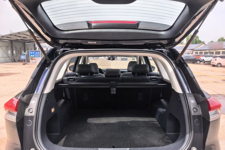 Used CHANGAN OSHAN X7 2020 1.5T Automatic Luxury Model Trunk
