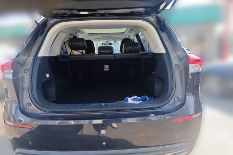 Used CHANGAN OSHAN X7 2020 1.5T Manual Luxury Version Trunk