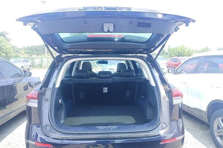 Used CHANGAN OSHAN X7 2020 1.5T Automatic Luxury Version Trunk