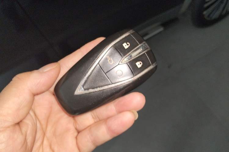Used CHANGAN OSHAN X7 2020 1.5T Automatic Prestige Edition Vehicle Key