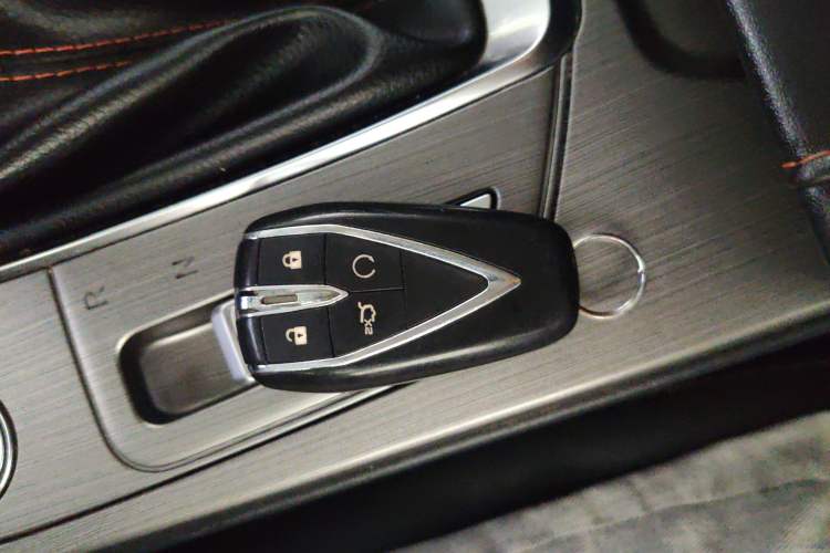 Used CHANGAN OSHAN X7 2020 1.5T Automatic Pilot Edition Vehicle Key