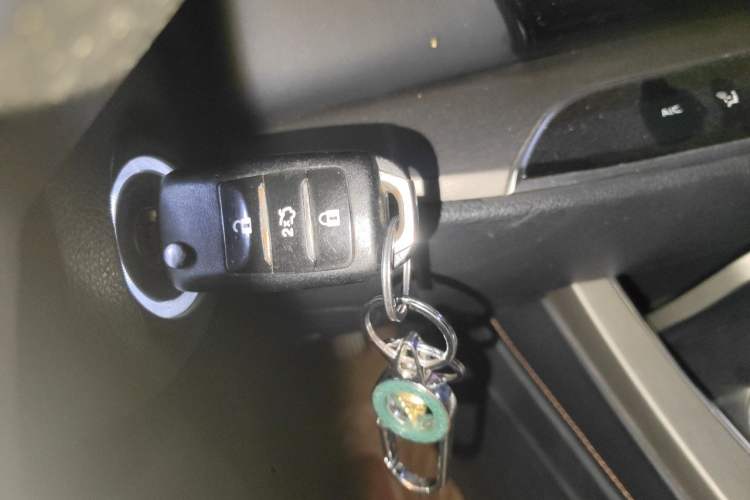 Used CHANGAN OSHAN X7 2020 1.5T Automatic Elite Edition Vehicle Key
