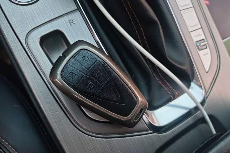 Used CHANGAN OSHAN X7 2020 1.5T Automatic Prestige Edition Vehicle Key