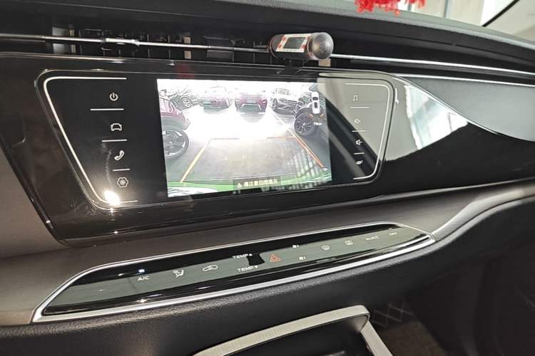 Used CHANGAN OSHAN X7 2020 1.5T Automatic Elite Edition Audio And AC Panel