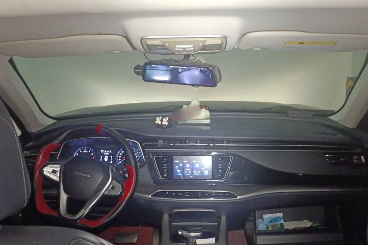 Used CHANGAN OSHAN X7 2020 1.5T Automatic Luxury Version Center Console