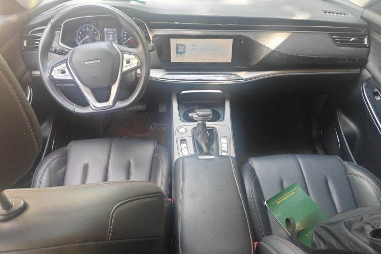 Used CHANGAN OSHAN X7 2020 1.5T Automatic Luxury Model Center Console