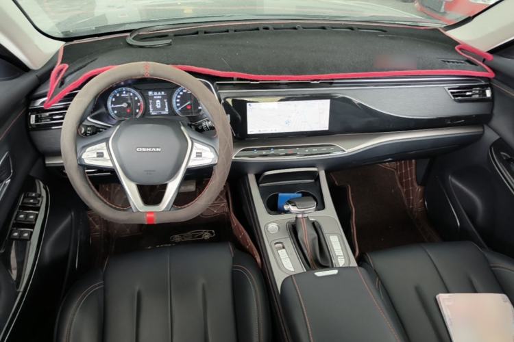 Used CHANGAN OSHAN X7 2020 1.5T Automatic Luxury Model Center Console